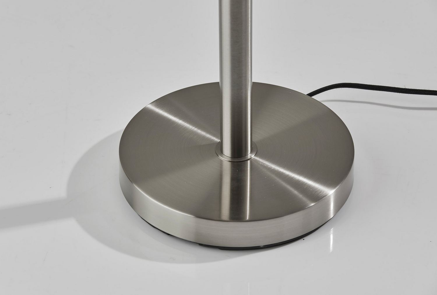 Lampadaire à têtes multiples 3 lumières | Emerson