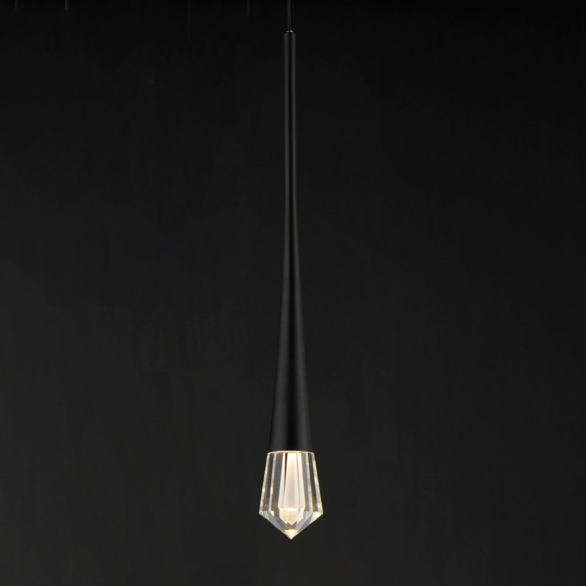 Suspension DEL | Pierce