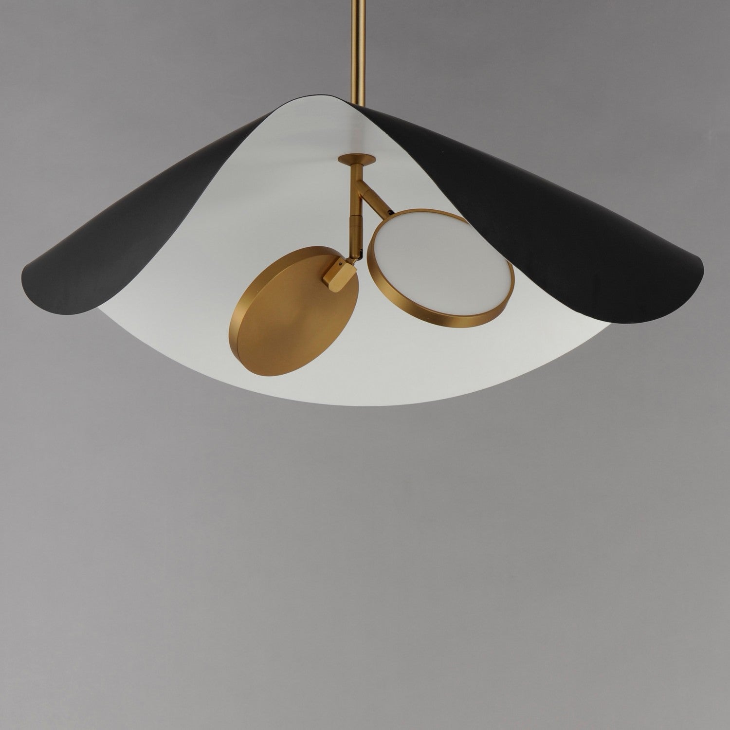 Suspension DEL | Carmen