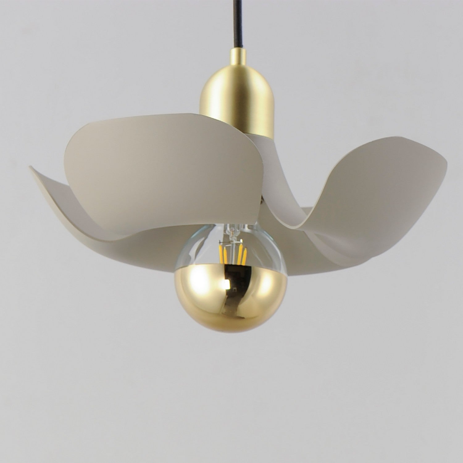 Suspension DEL | Poppy