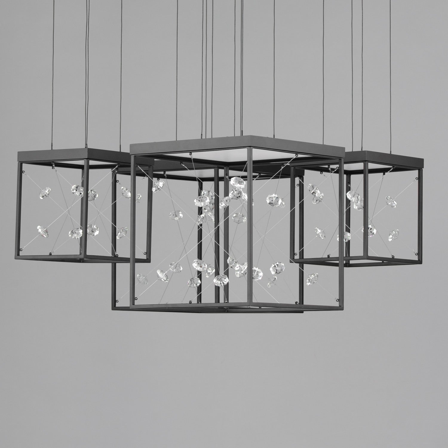 Suspension DEL | Entanglement