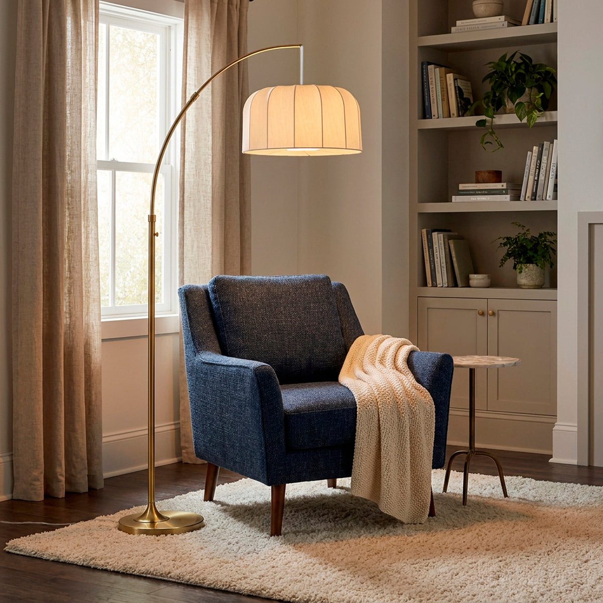 Lampadaire arqué | Adella — Adesso