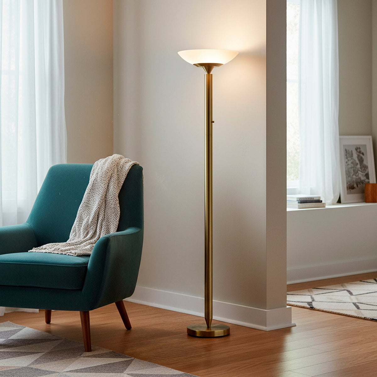 Lampadaire torchère | Pillar — Adesso