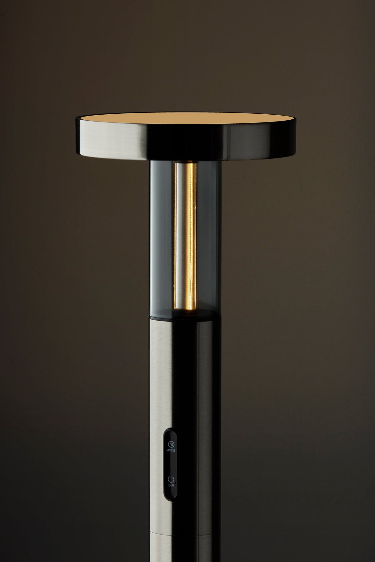 Lampadaire torchère DEL | Modo — Adesso
