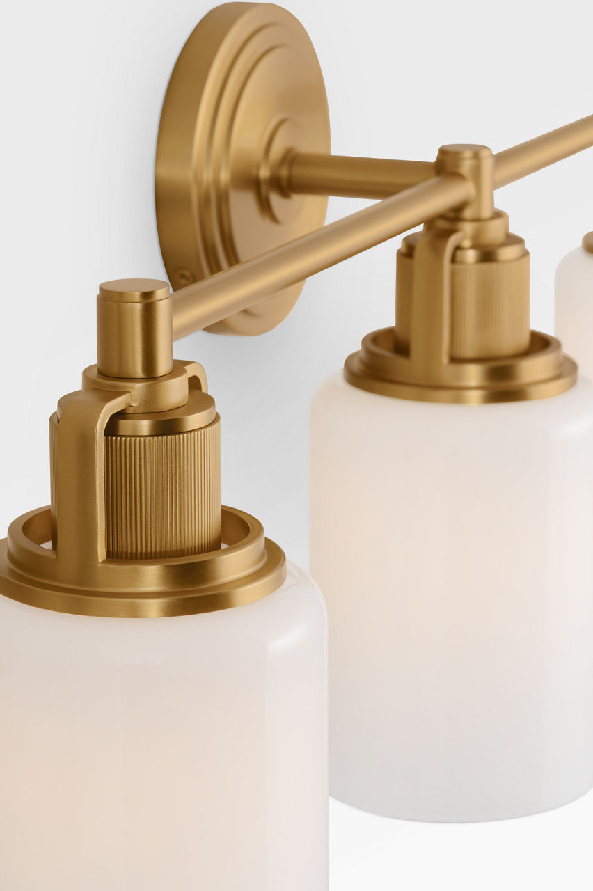 Applique de salle de bain 3 lumières | Burnished Brass | Ashford