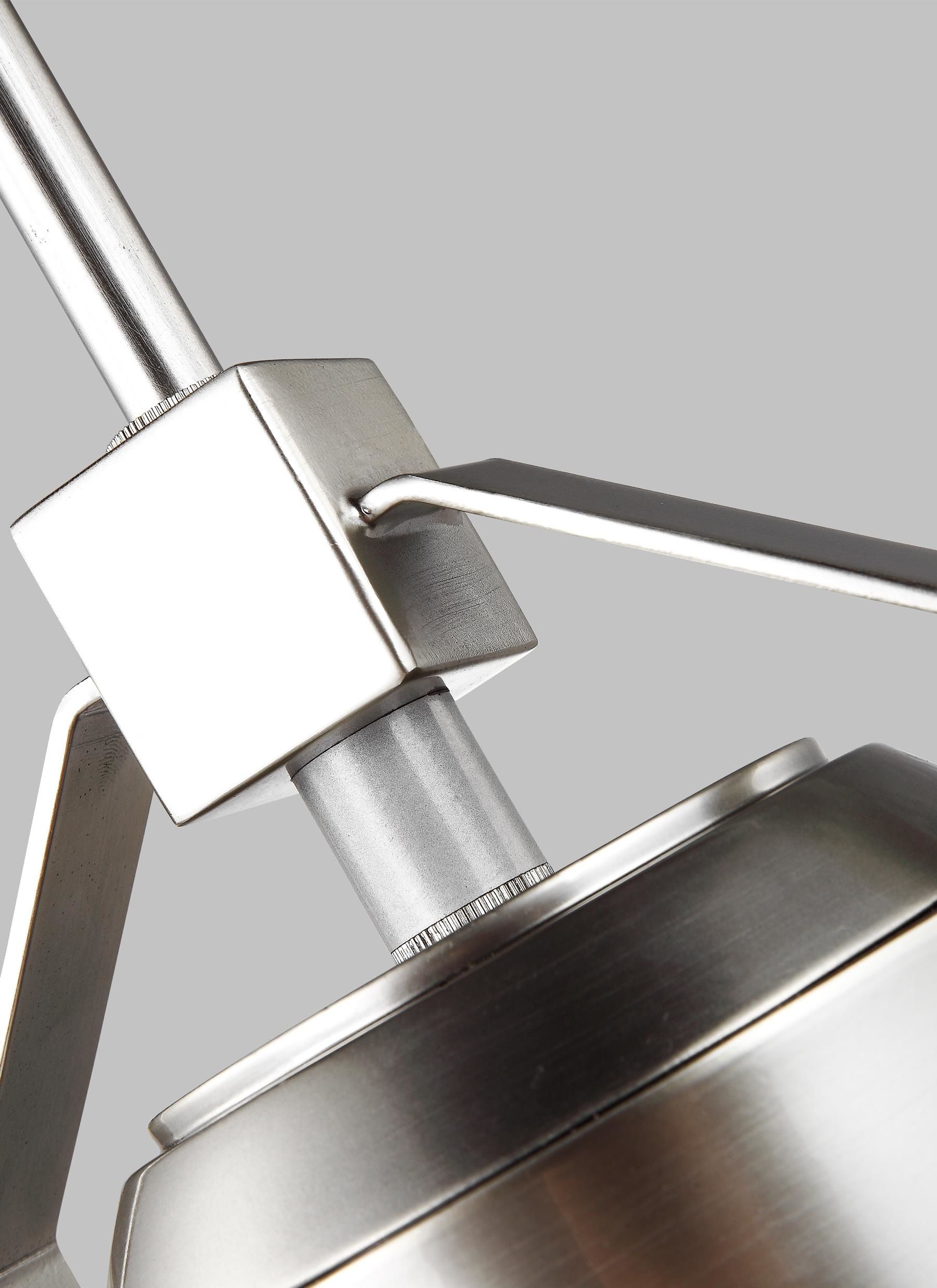 Boynton Suspension extérieure Nickel - OL13912PBS | GENERATION LIGHTING