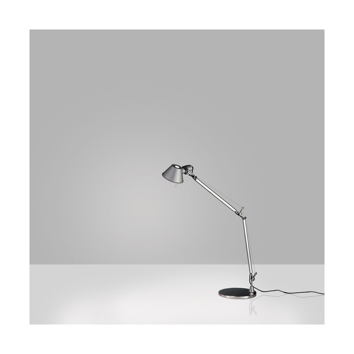 TOLOMEO Lampe sur table Nickel DEL INTÉGRÉ - TOL0049 | ARTEMIDE