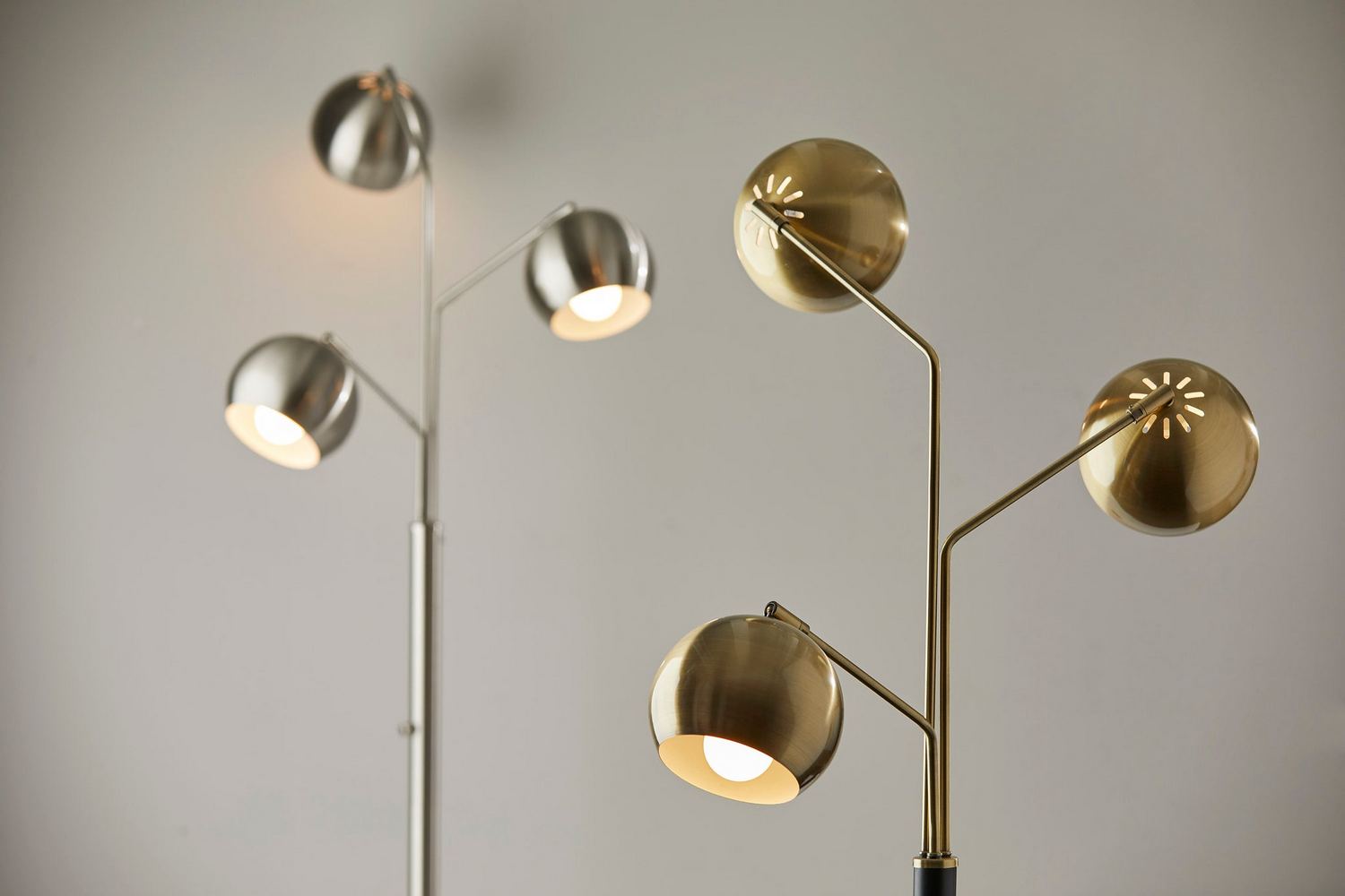 Lampadaire à têtes multiples 3 lumières | Emerson