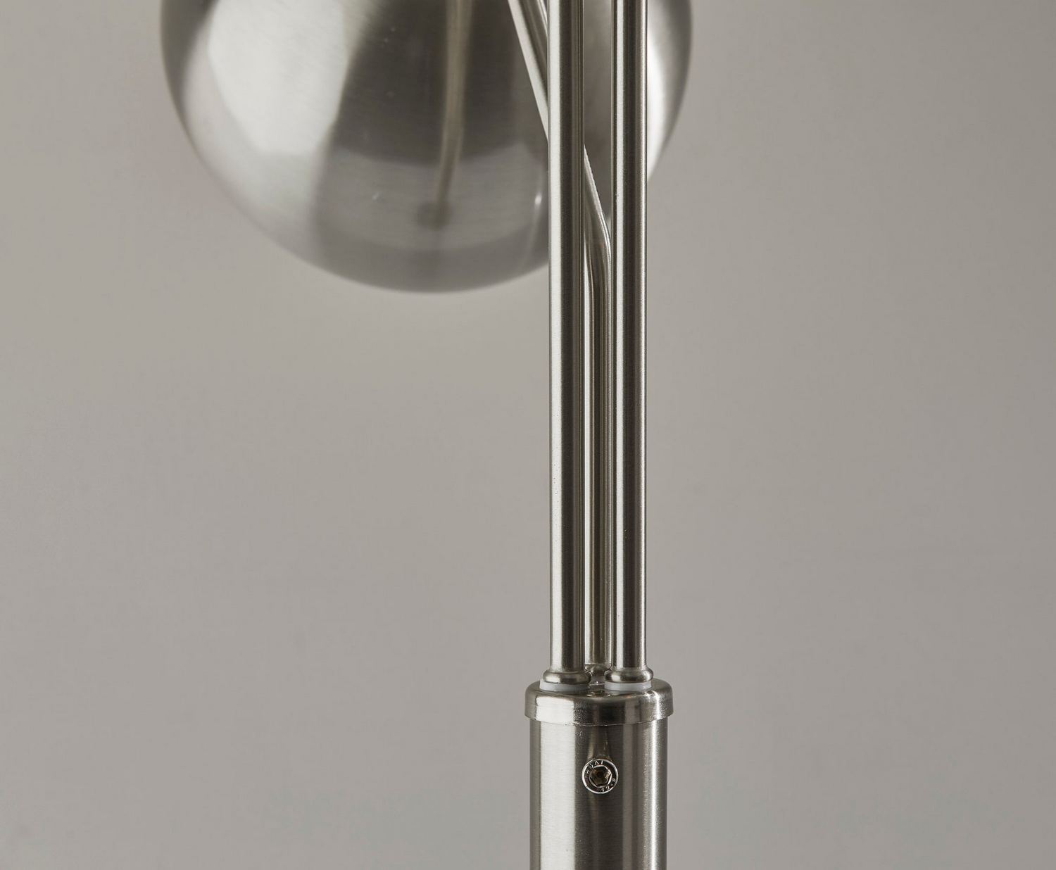 Lampadaire à têtes multiples 3 lumières | Emerson