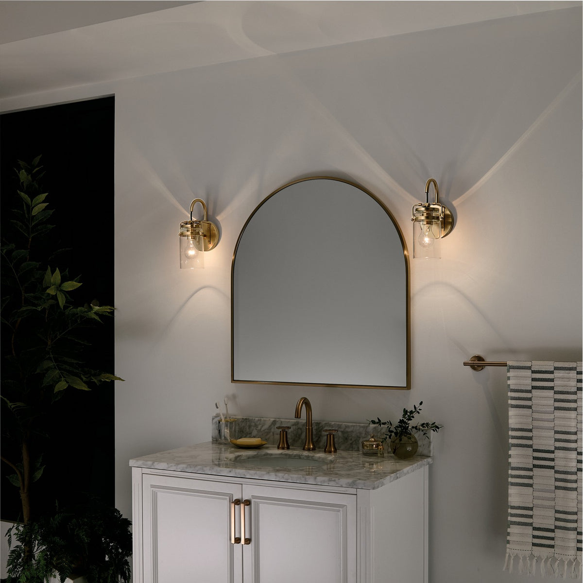 Applique murale 1 lumière | Brinley