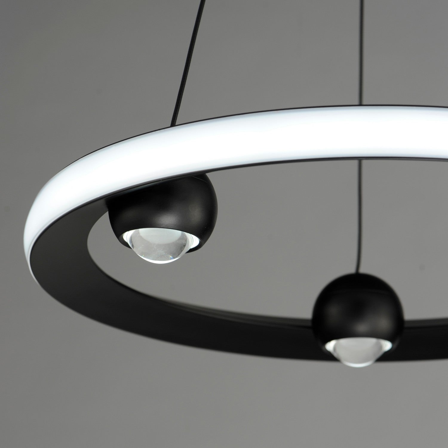 Suspension DEL | Nodes