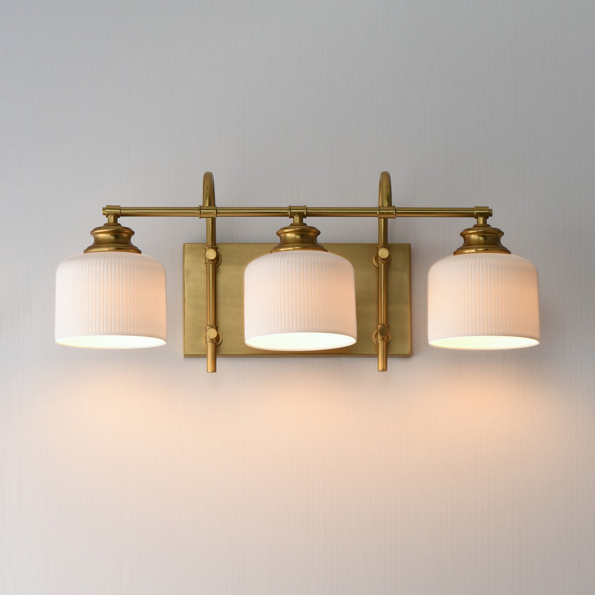 Applique de vanité 3 lumières | Bisque