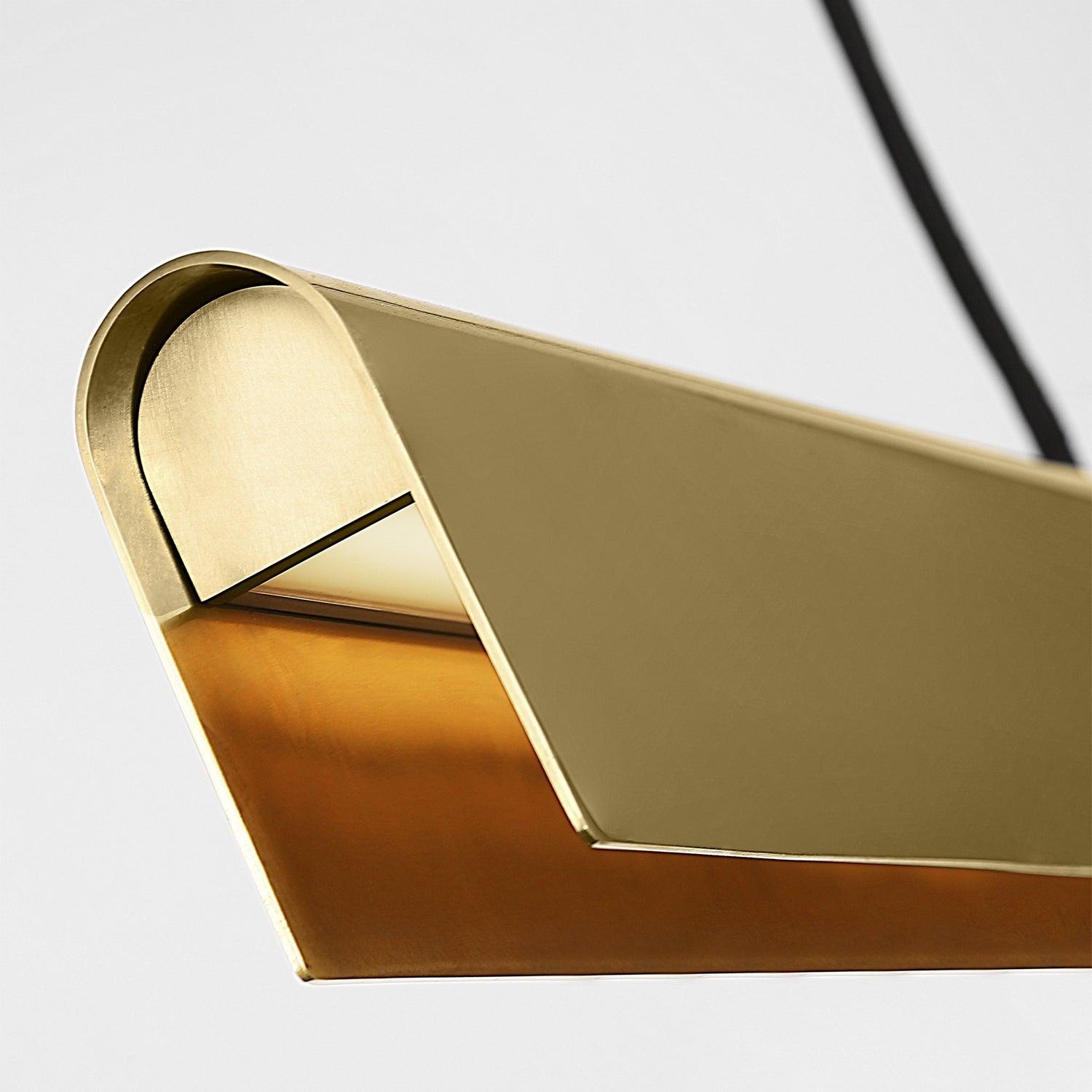 Lustre linéaire DEL | Cloak