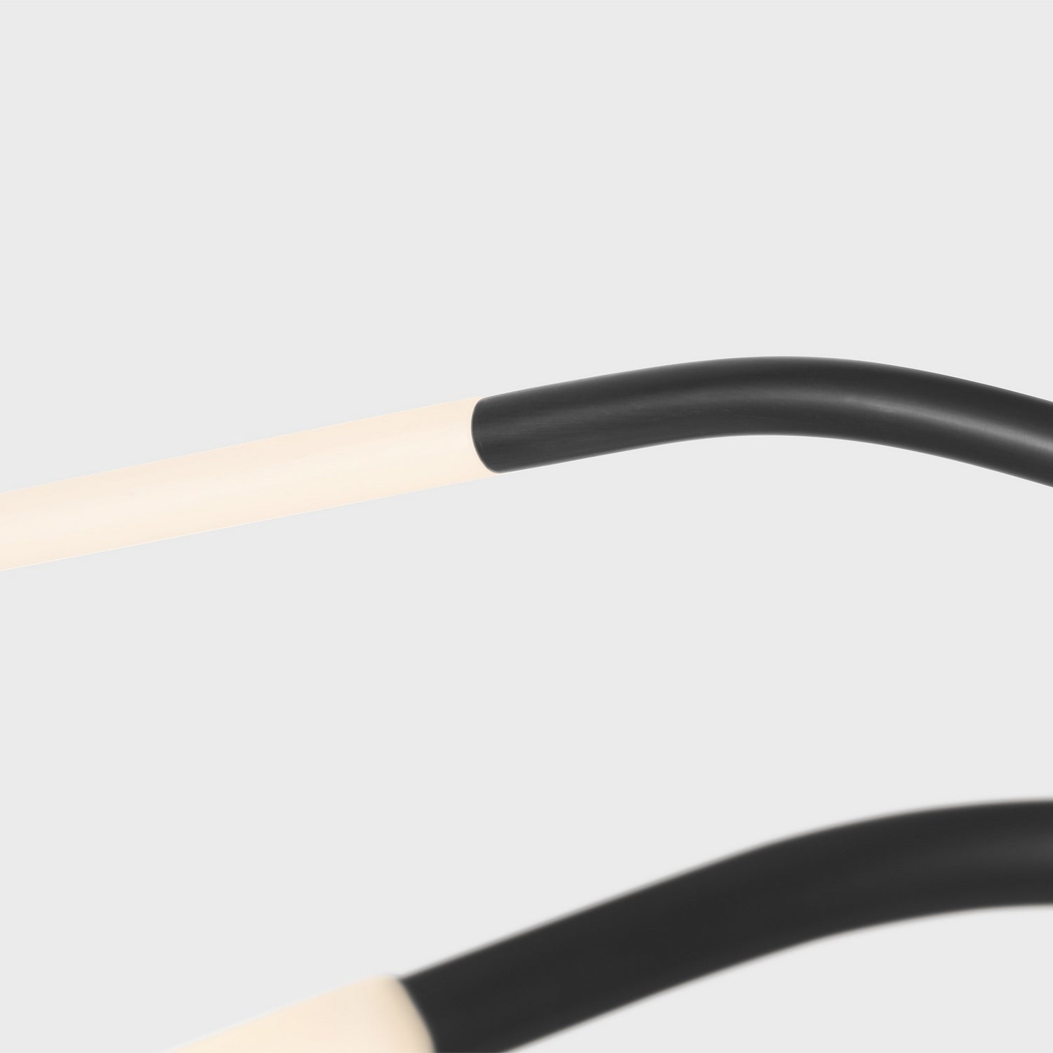 Lustre DEL | Lajos