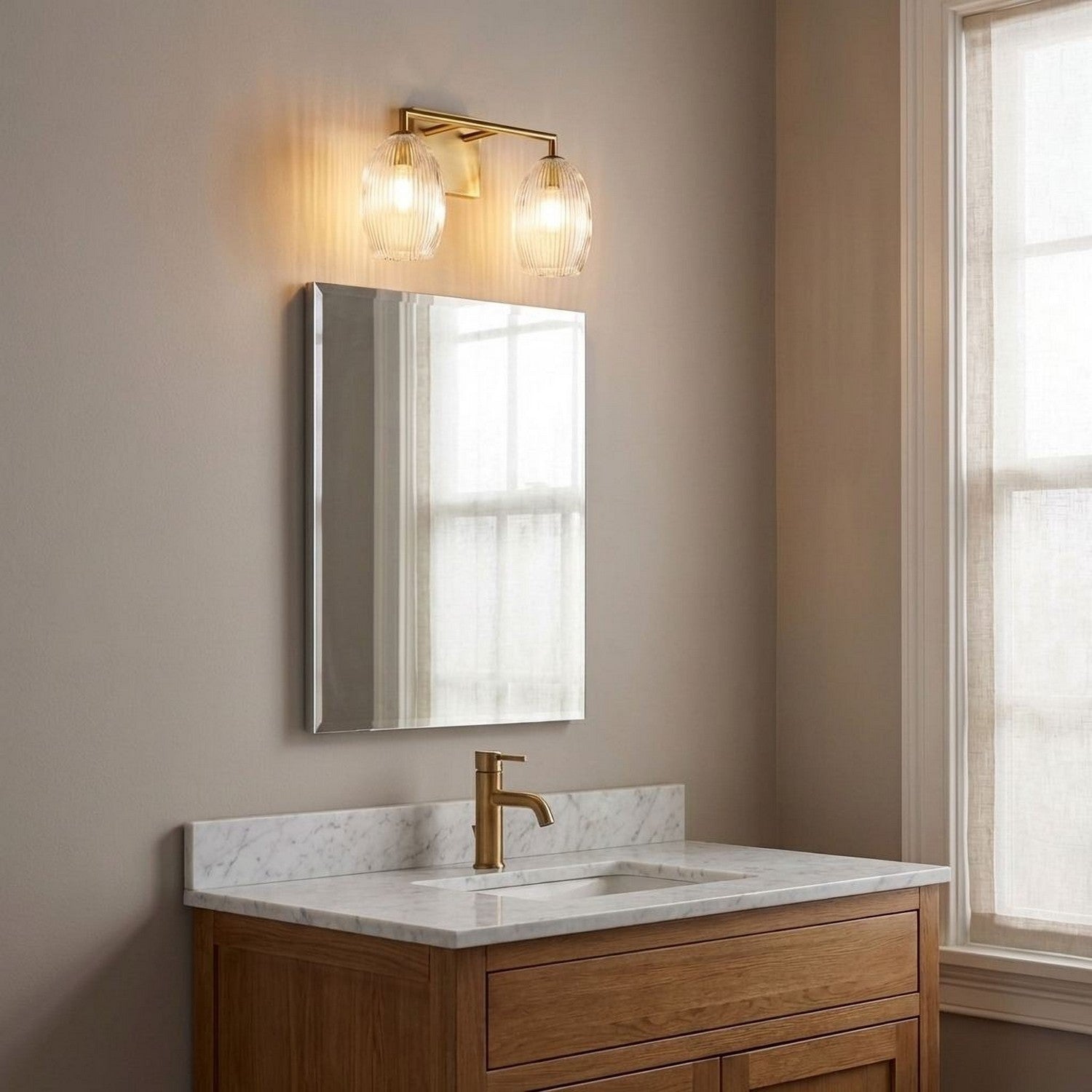 Applique de salle de bain 2 lumières | Burnished Brass | Serafina