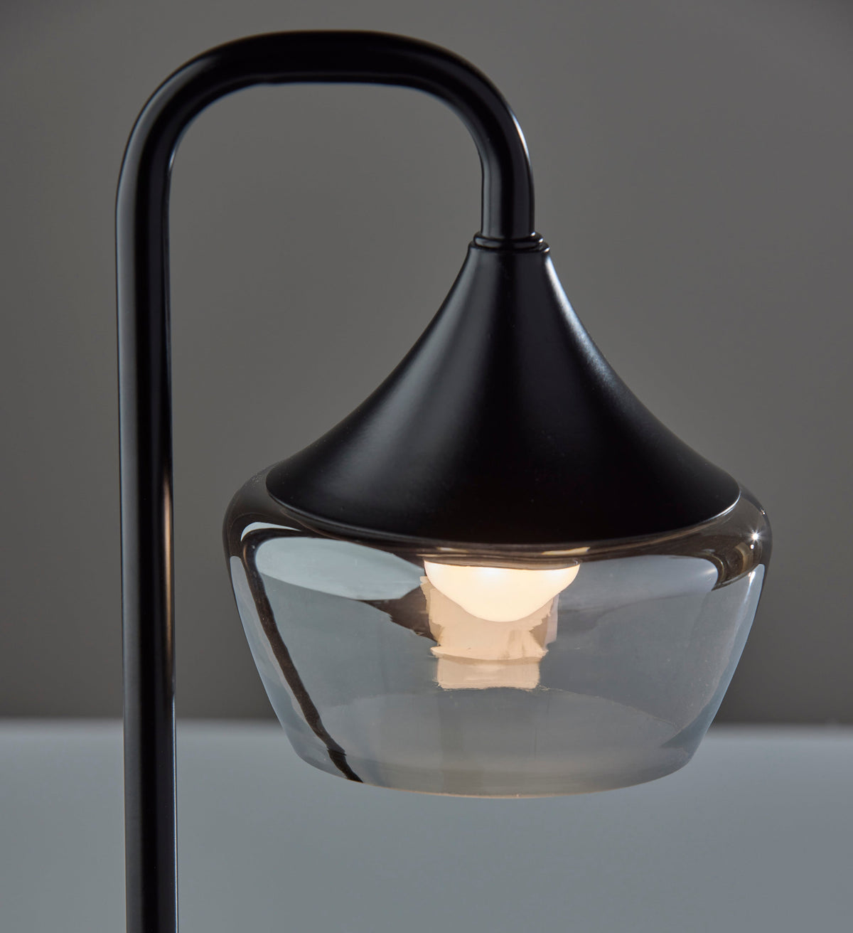 Lampe de table DEL sans fil | Eliza — Adesso
