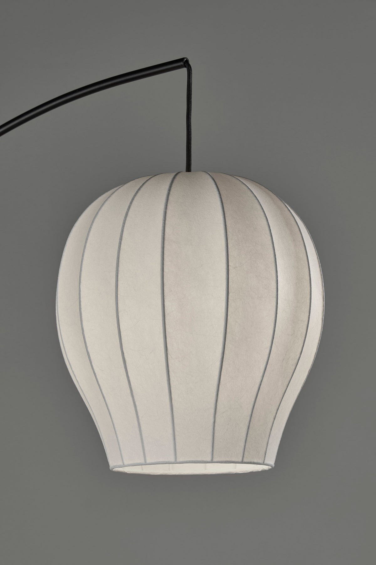 Lampadaire arqué | Fitz — Adesso
