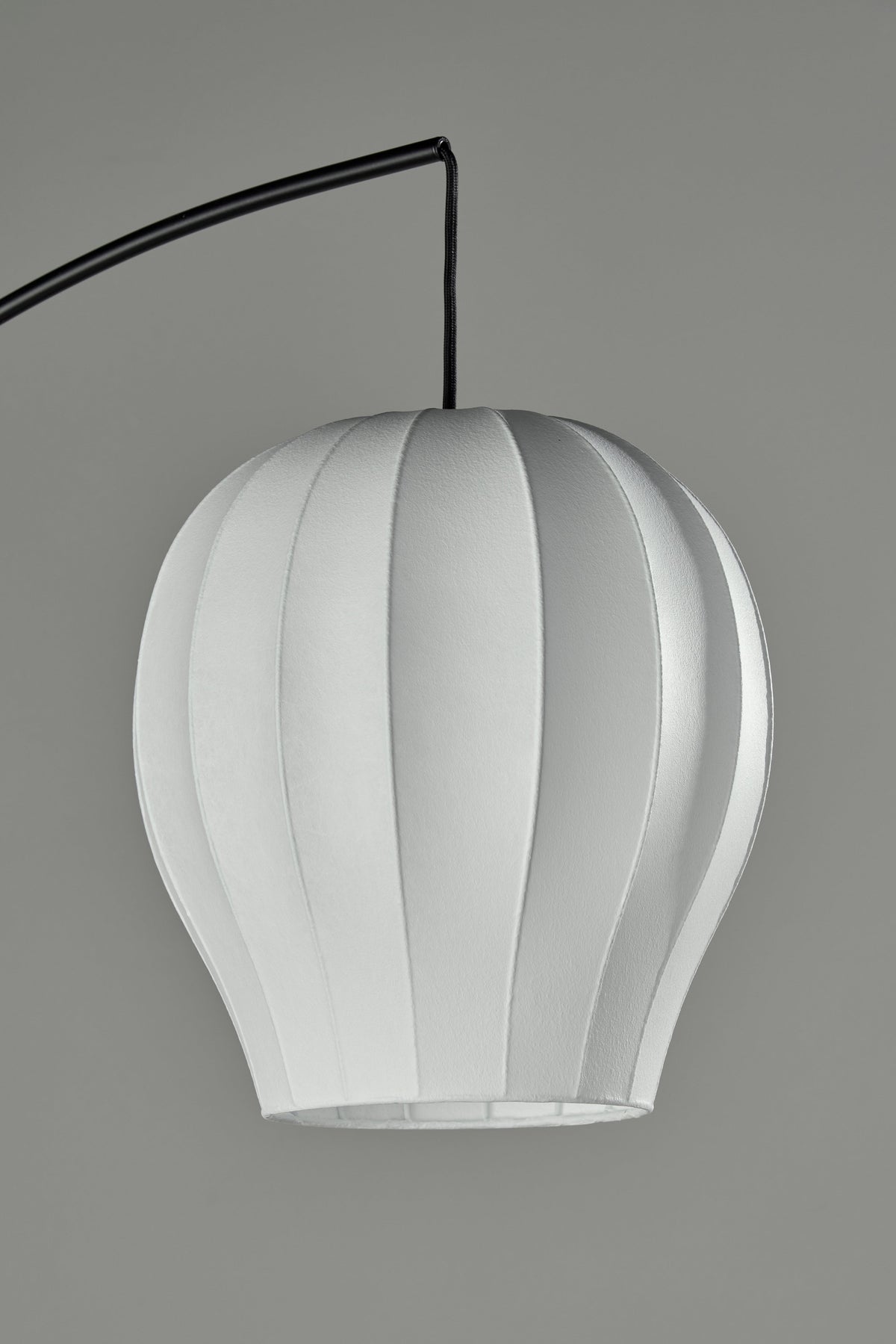 Lampadaire arqué | Fitz — Adesso