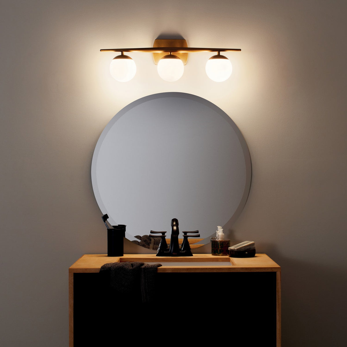 Applique de salle de bain 3 lumières | Jasper