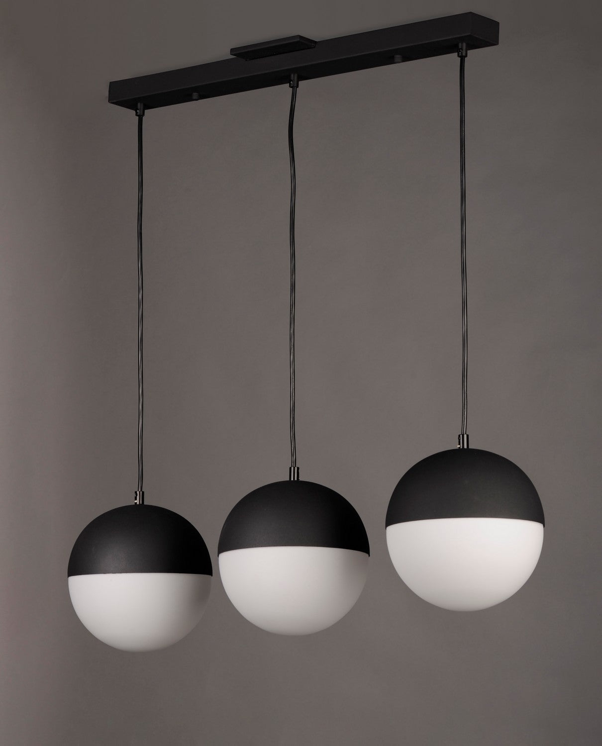 Suspension DEL | Half Moon
