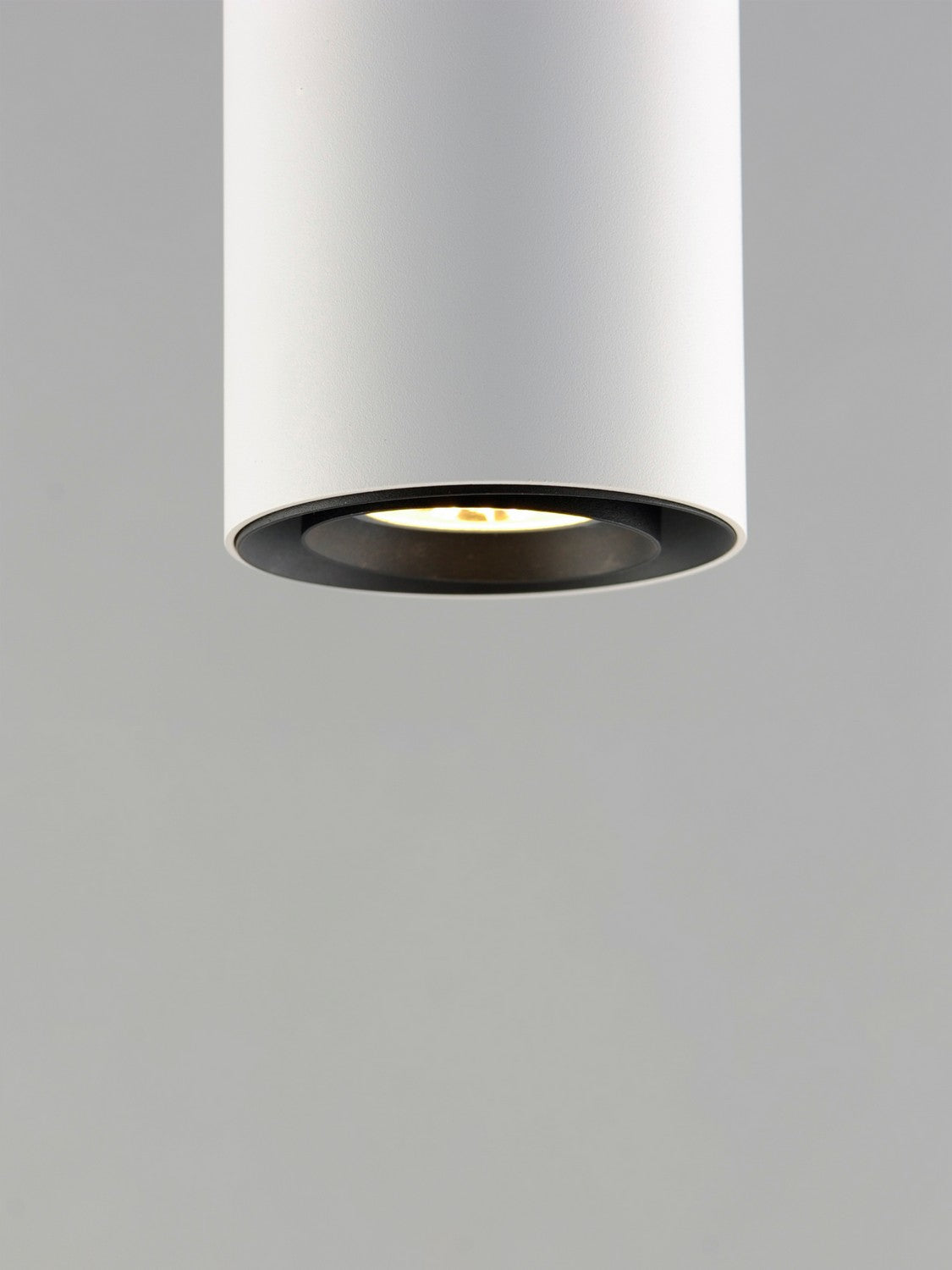 Suspension DEL | Dwell