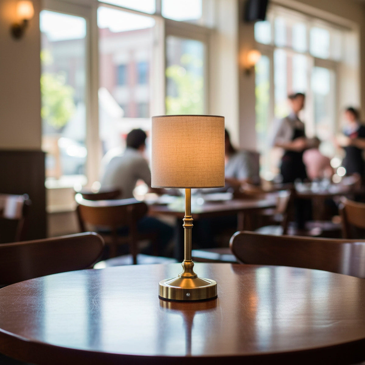Lampe de table DEL sans fil | Barton — Adesso