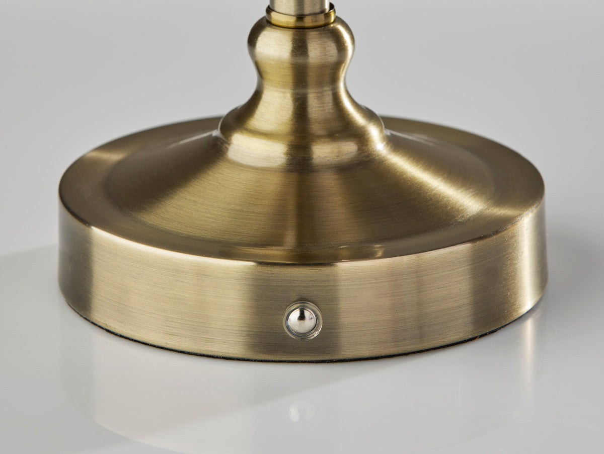 Lampe de table DEL sans fil | Barton — Adesso