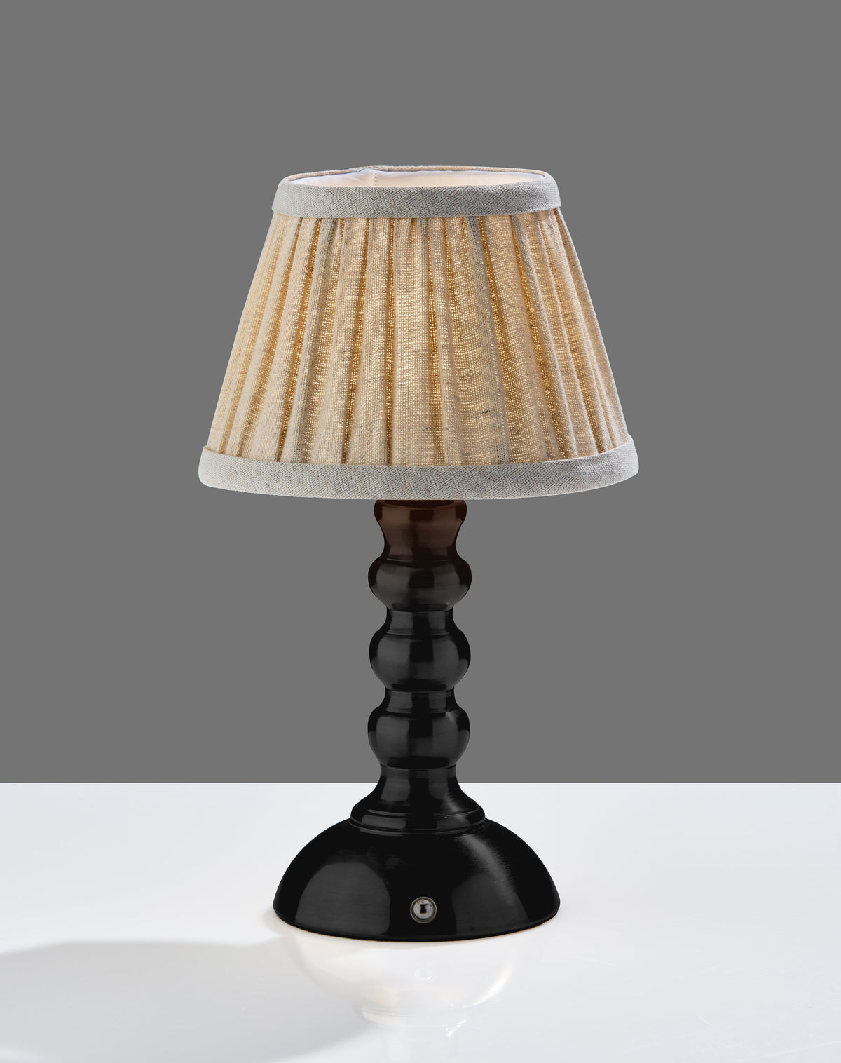 Lampe de table DEL sans fil | Caspian — Adesso