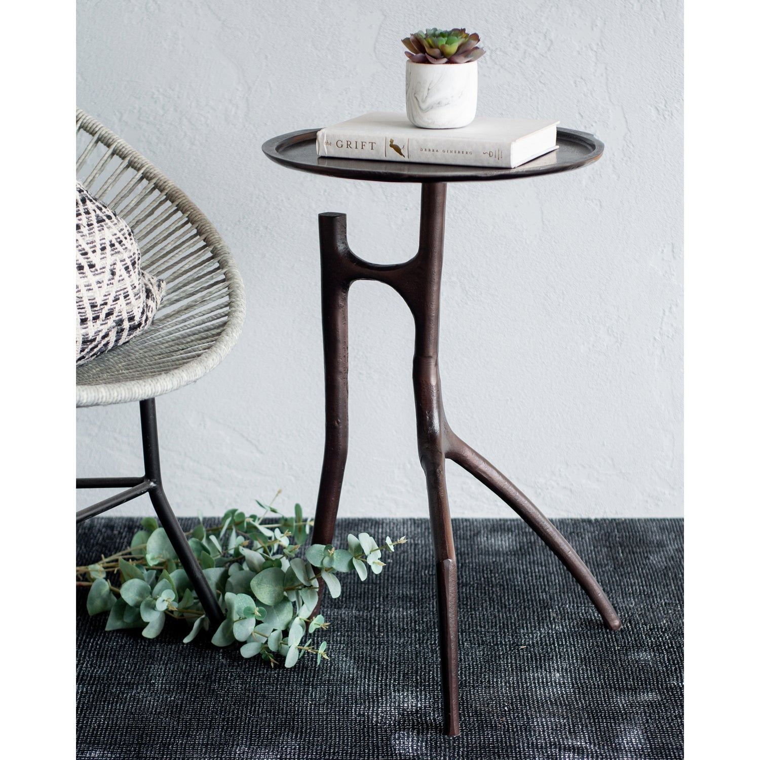 Table | Maadi