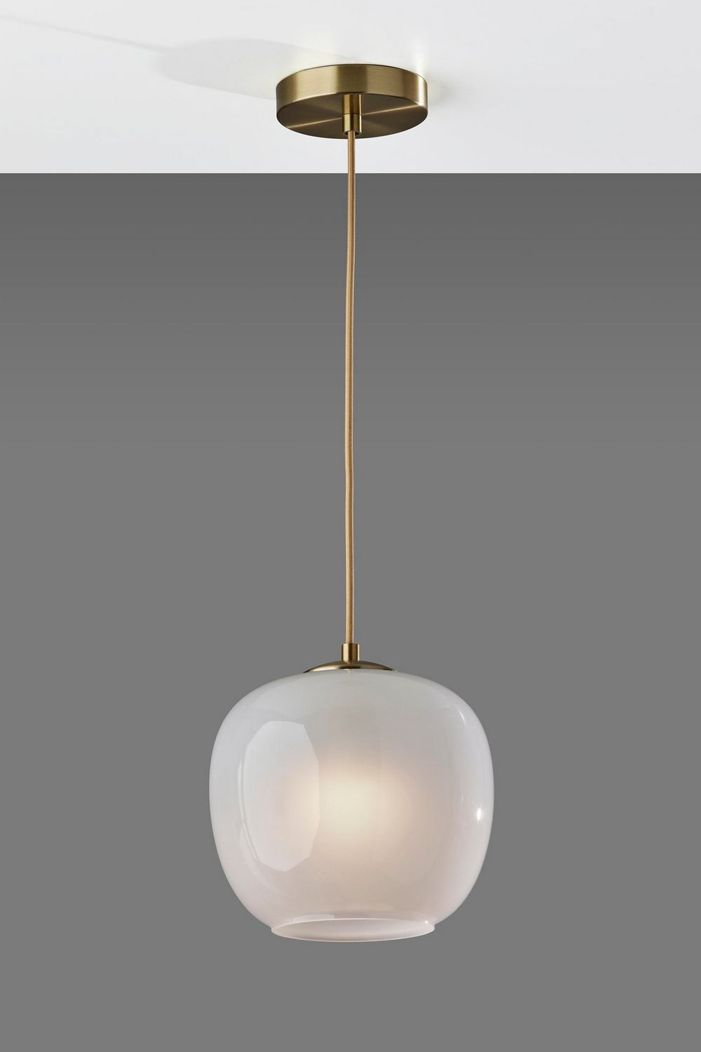Suspension | Magnolia