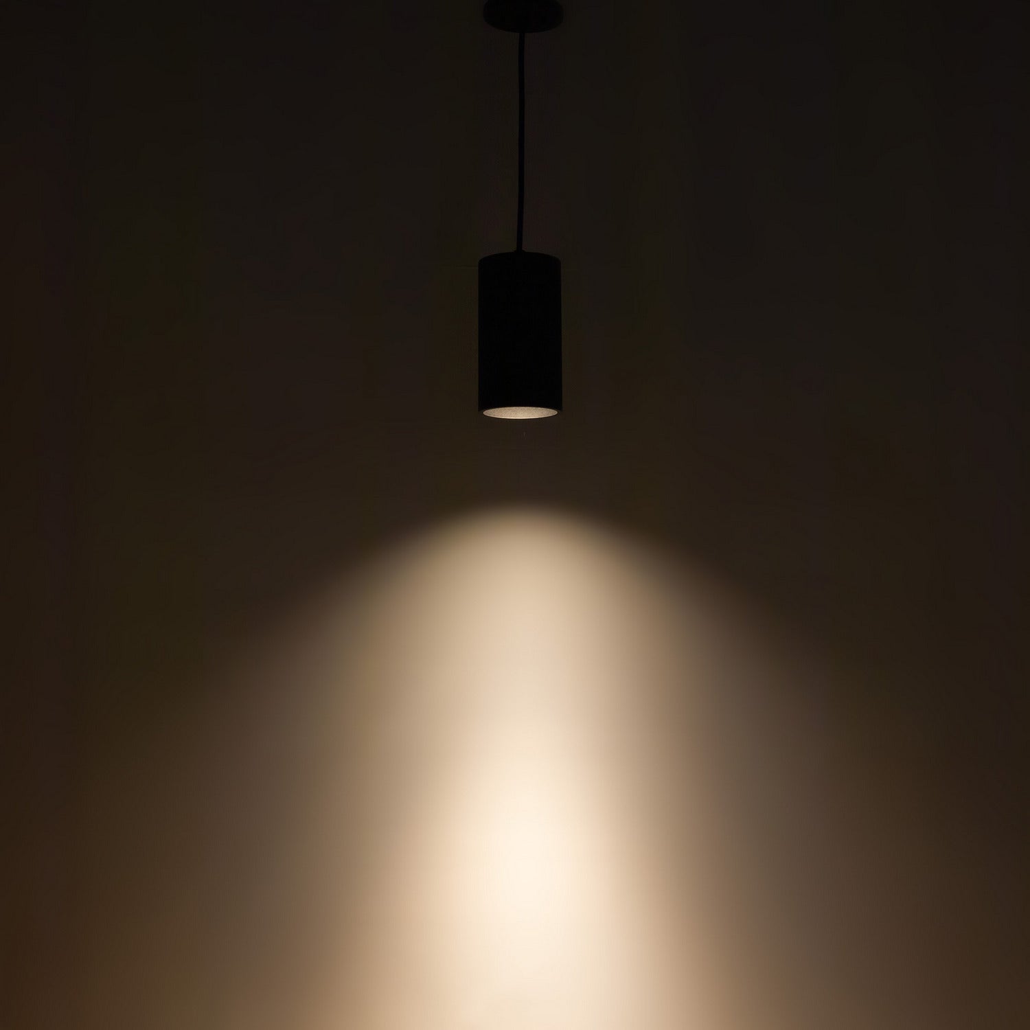 Suspension DEL | Lorna