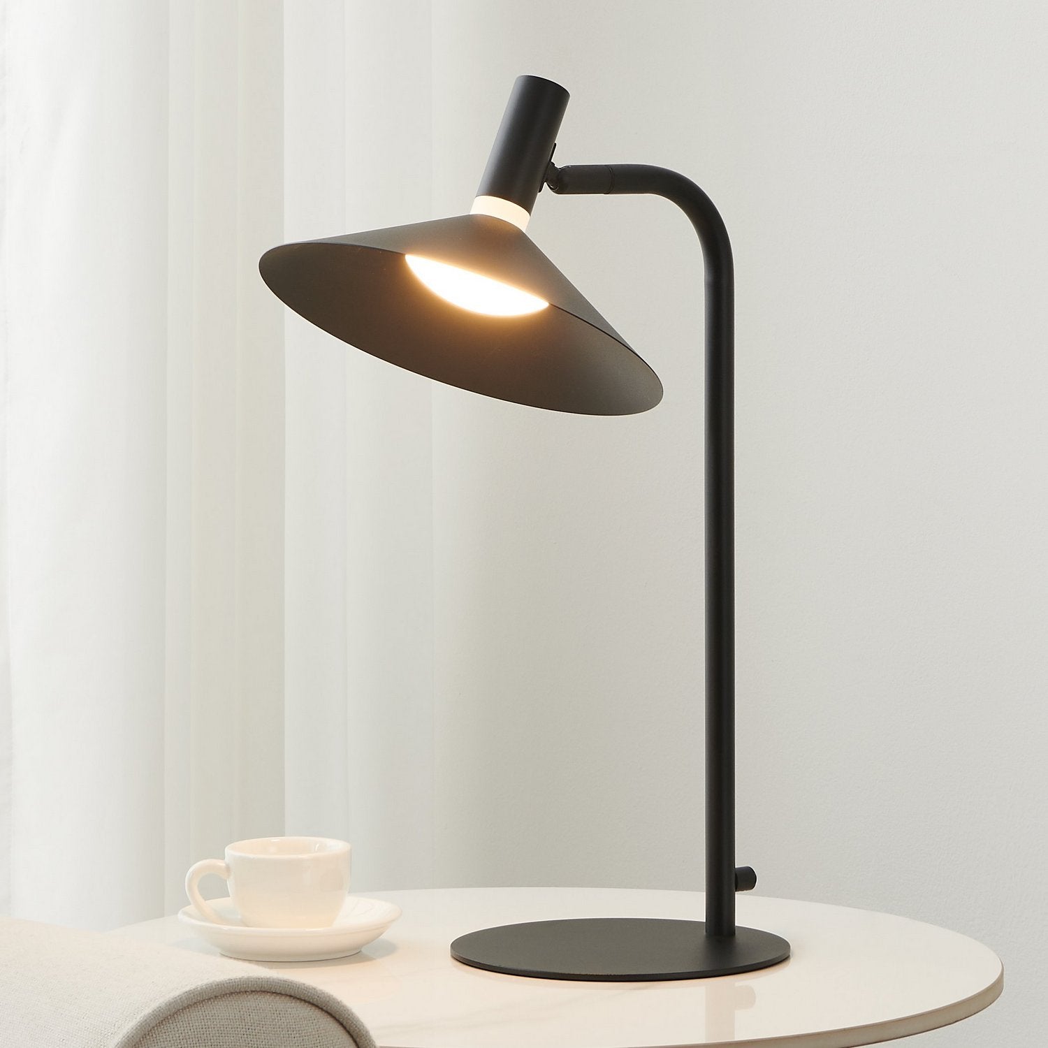 Table Lamp DEL | Conomavilla