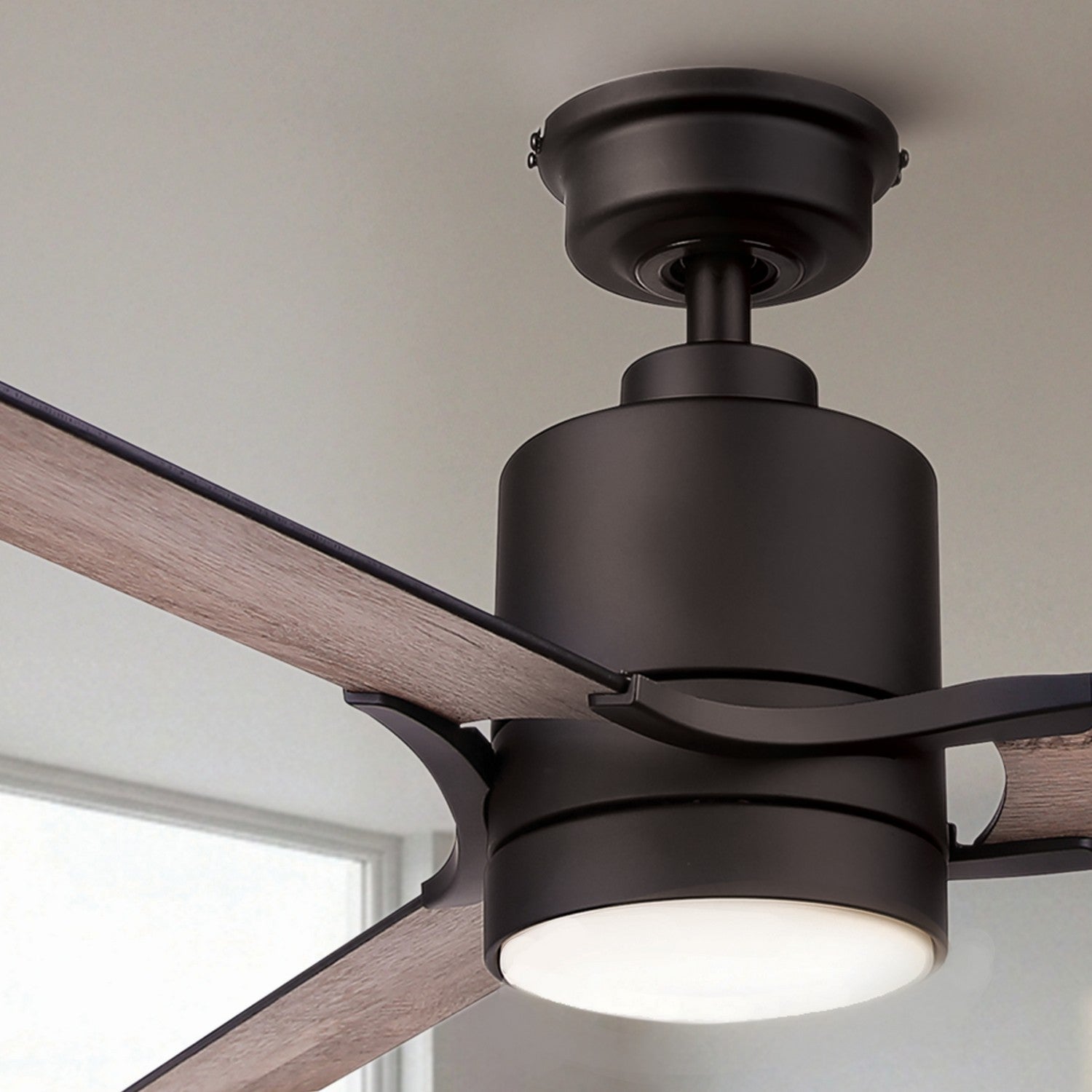 Ventilateur de plafond 52 po | Senoia