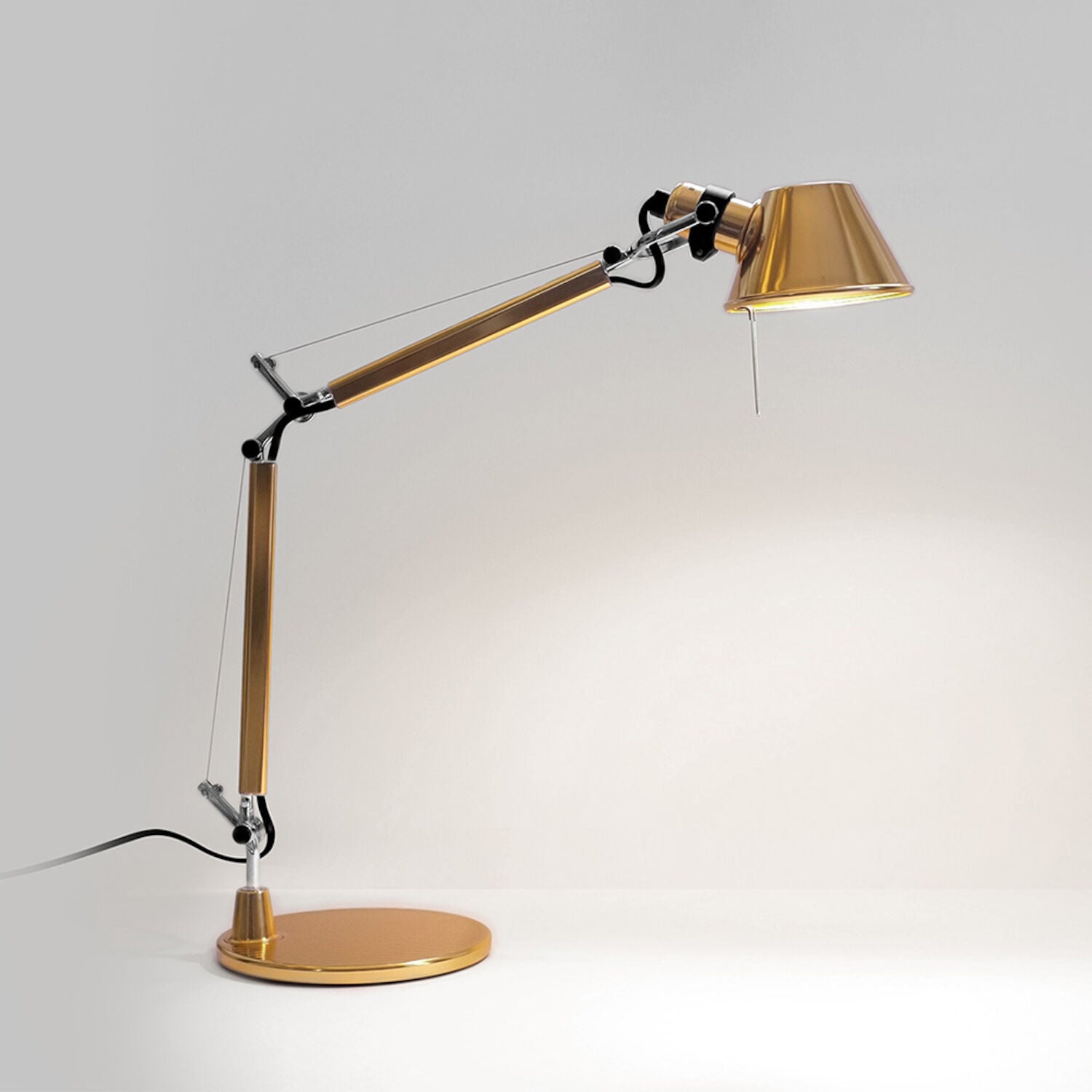 TOLOMEO Lampe sur table Or - 0011868A | ARTEMIDE