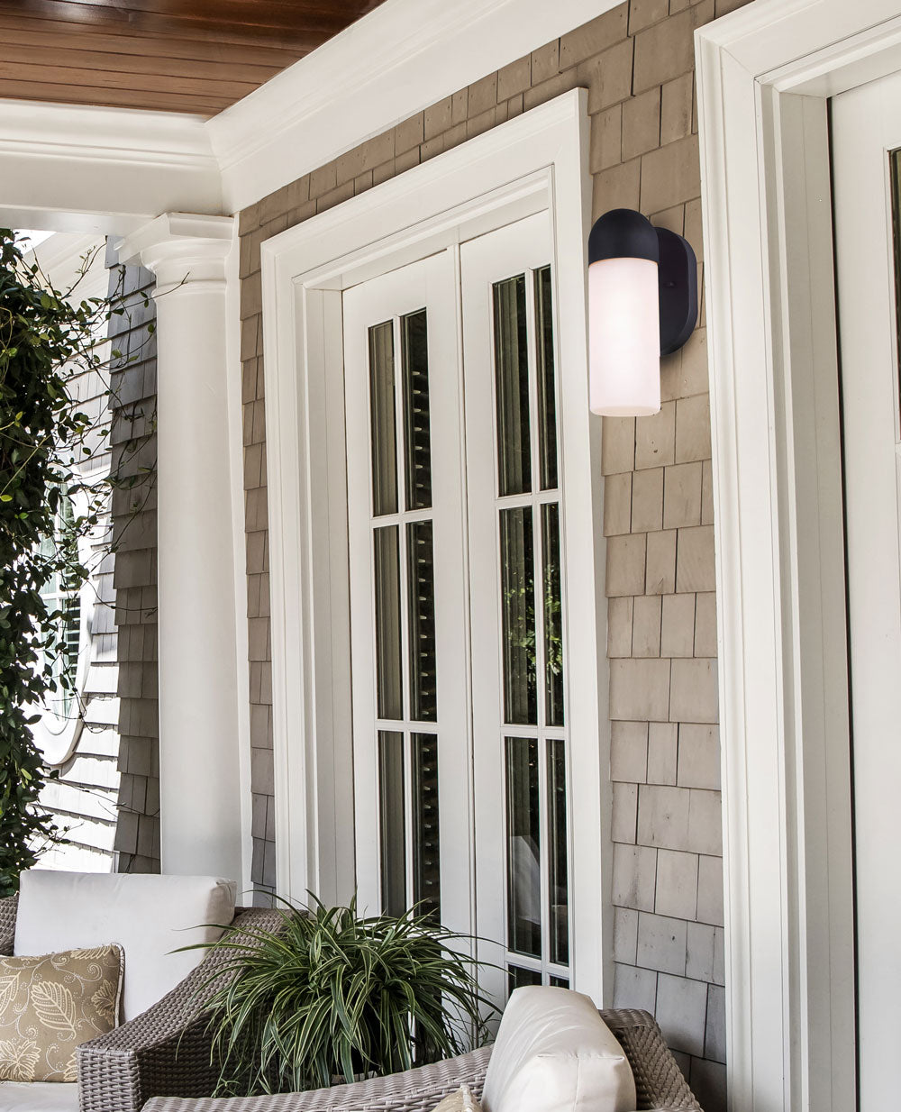 CALLEN Outdoor wall sconce Black - IOL581BK | CANARM