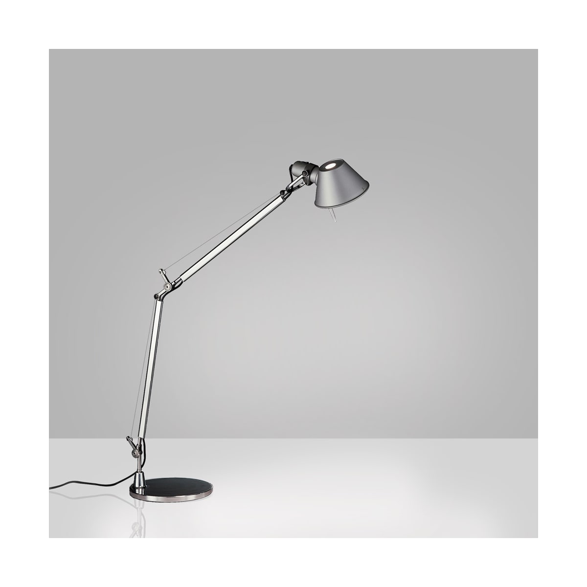TOLOMEO Lampe sur table Nickel DEL INTÉGRÉ - TOL0080 | ARTEMIDE